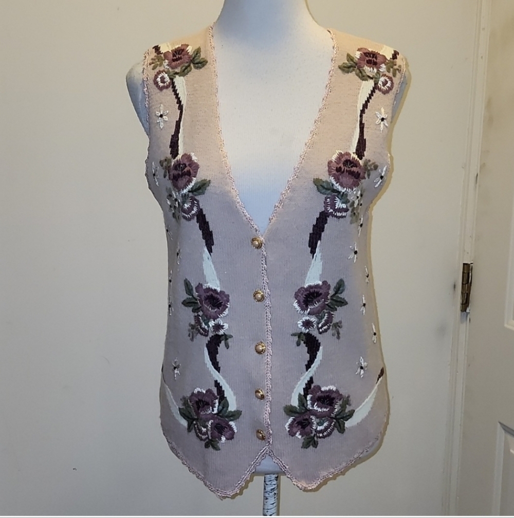 Koret Vintage Sweater embroidery vest Crochet cottagecore small